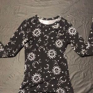 Black sun and moon long sleeve top